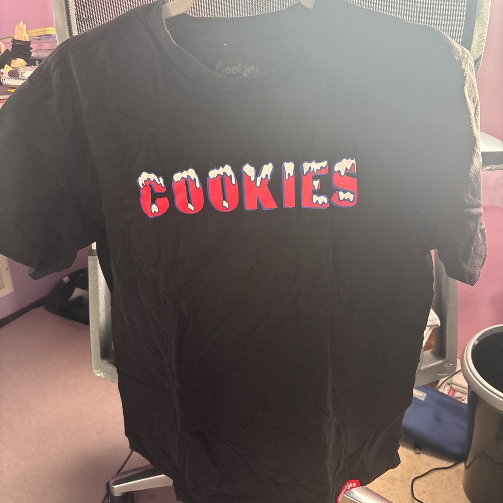 Cookies Winter Edition Tee with Red/White Snow-Top Logo